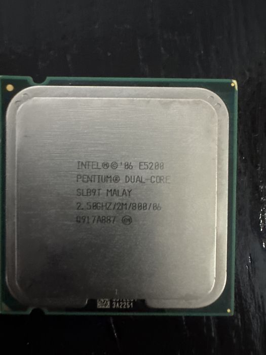 Intel Pentium Dual-Core E5200