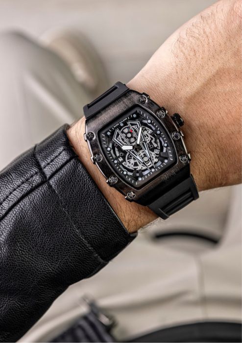 Часовник Marc Malone