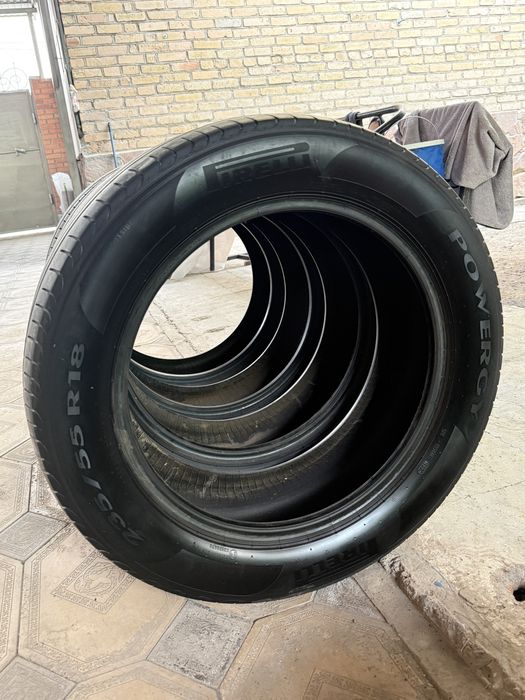 Pirelli Powergy 235/55 R18