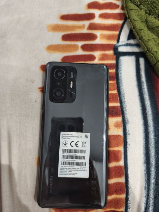 Vând Xiaomi  mi 11t pro