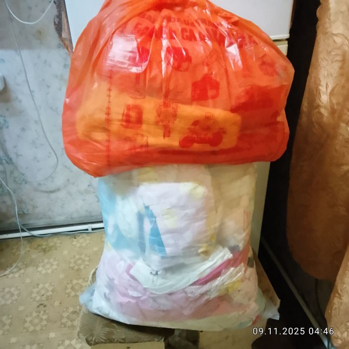 Продам детские вещи