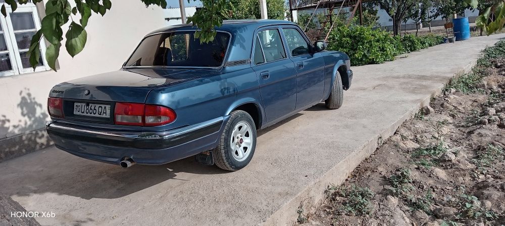 Mashinani holati yaxshi olib haydasa buladi.