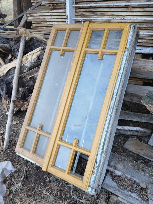 Vand grinzi stejar,din demolari,90 ani,ferestre.