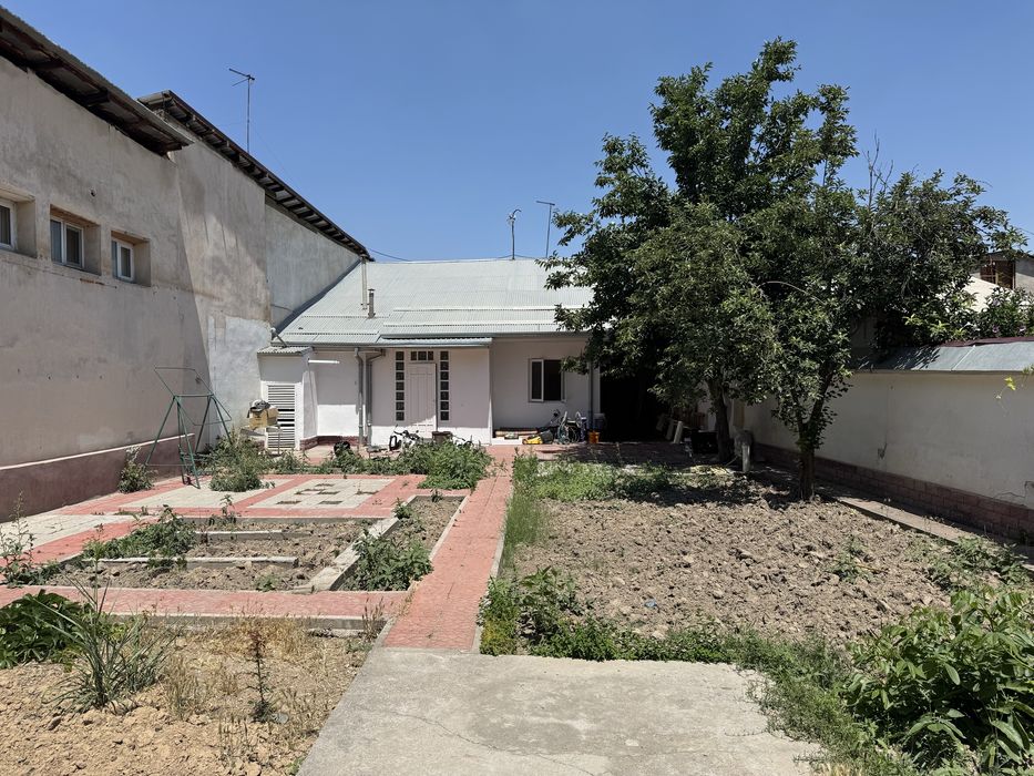 Участок в М. Улугбекском р.не центр Луначарского