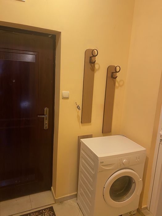 Дава се под наем Едностаен апартамент в Велико Търново, Център - 40 кв.м за 278.97 € - Снимка #1