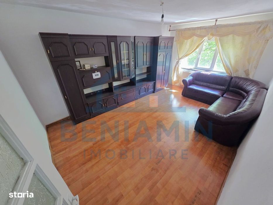 Trei camere doua bai 1Mai etaj 1 -centrala termica -75mp