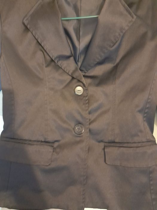 Дамско черно сако