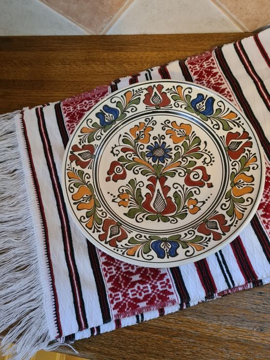 Set cadou-Decor tradițional-Farfurii pictate manual-Stergare-Romanesc
