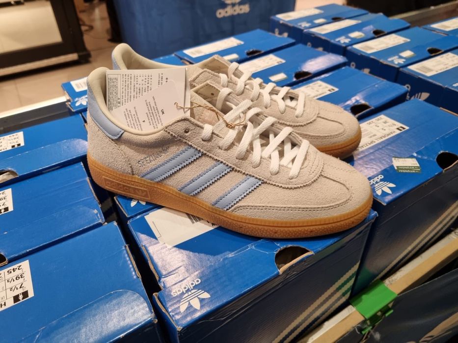 Новые кеды adidas spezial
