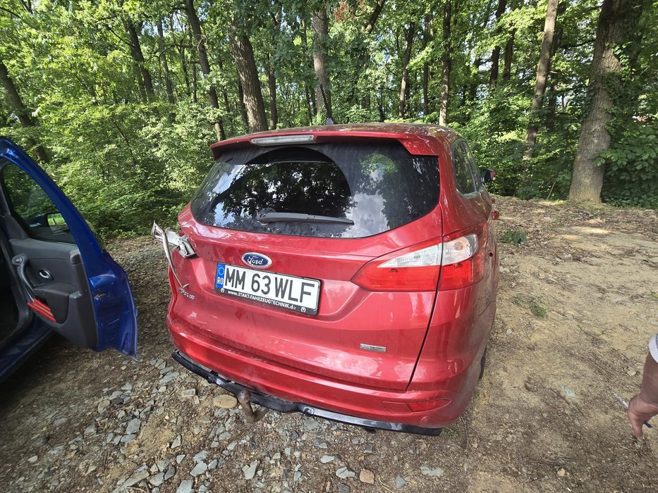 Ford focus 1.6 avariat