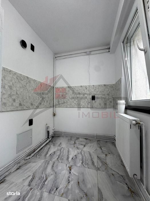 Apartament 3 Camere - Tatarasi
