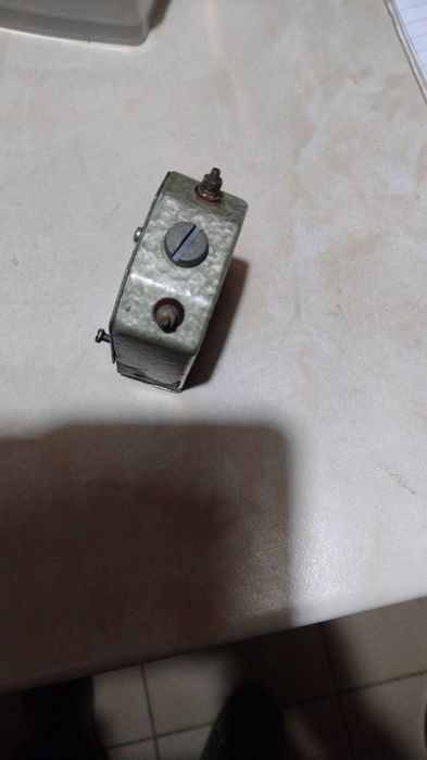 Електромагнитна брава насрещник