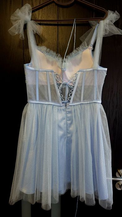 Дамски официални рокли