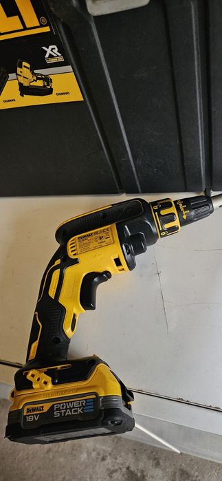 Filetanta rigips DeWalt dcf 620