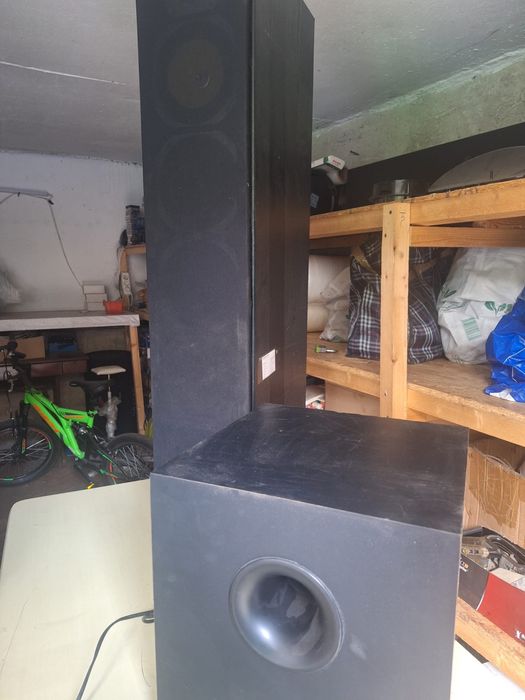Vand subwoofer jbl + boxe  auna 110w