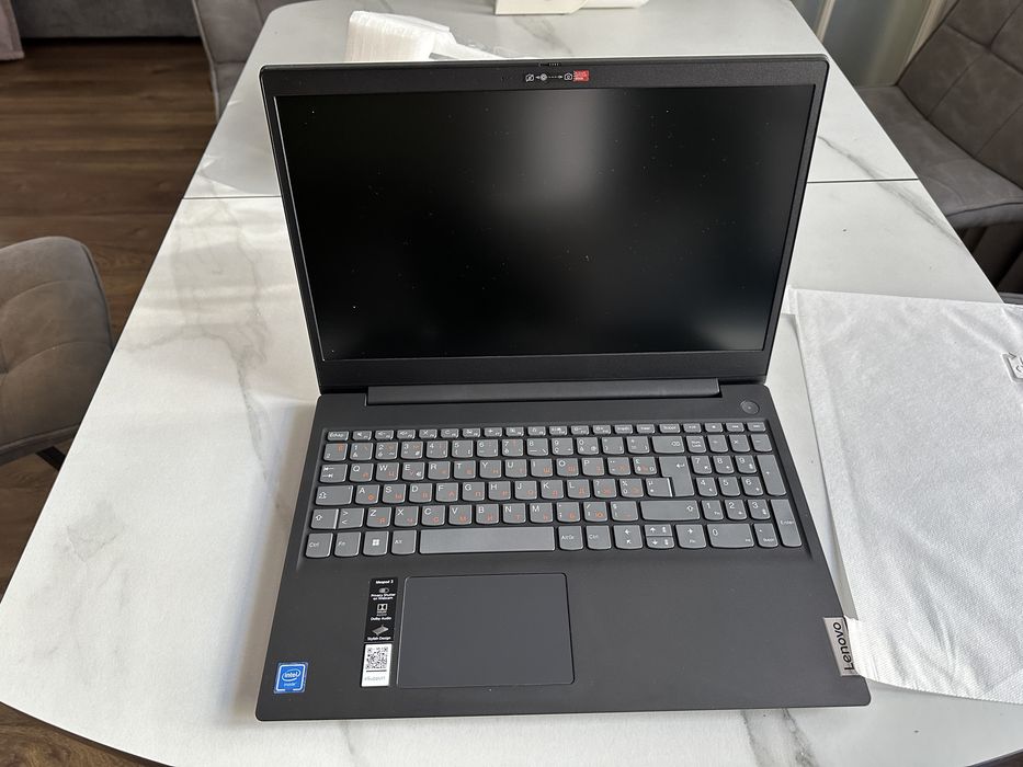 Ноутбук LENOVO, 15,6