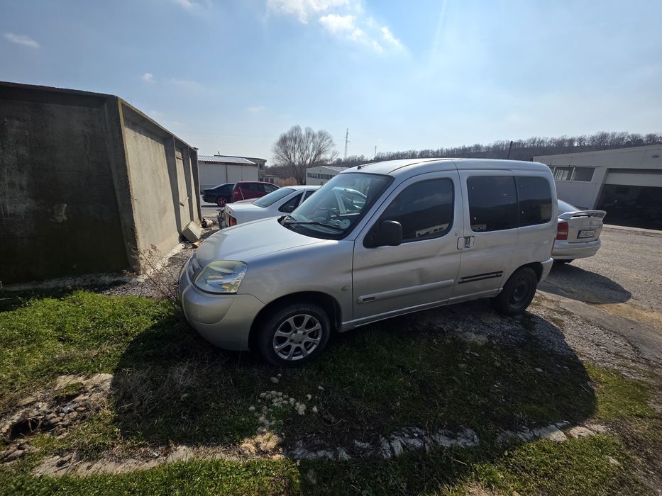 Berlingo 1.6 десен волан
