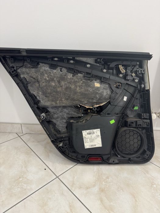 2 fete usi spate passat b6 berlina 2005-2010