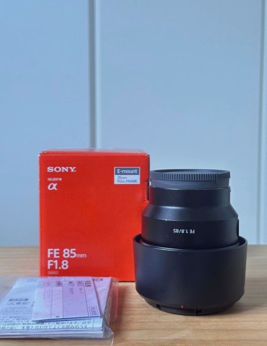Obiectiv full frame 85 mm 1.8 Sony ca nou
