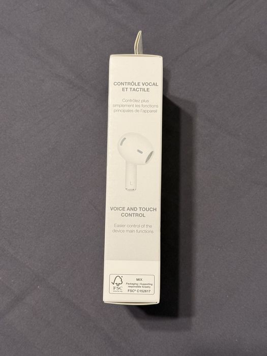 Casti wireless, in ear albe, active buds