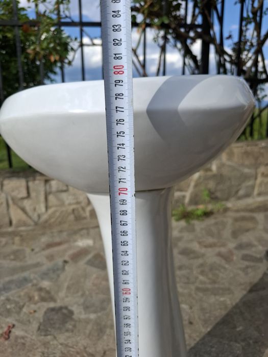 Ъглов умивалник малък с ботуш