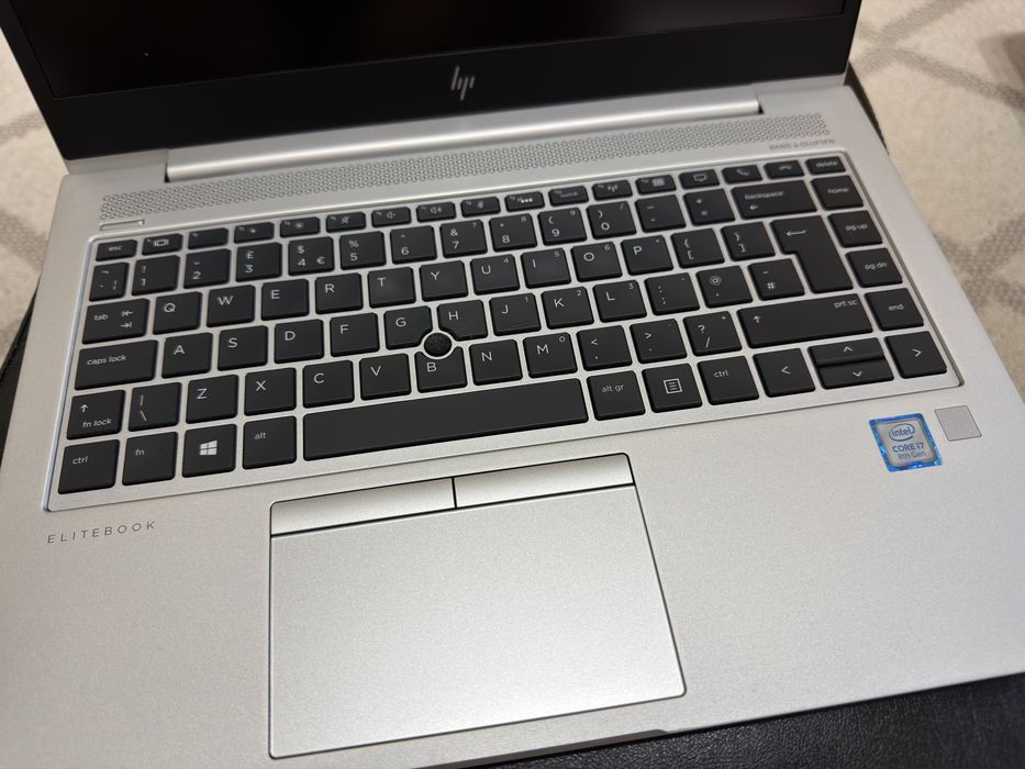 Laptop HP EliteBook 840 G6 – i7-8565U, 12GB RAM, SSD 256GB – stare impecabilă