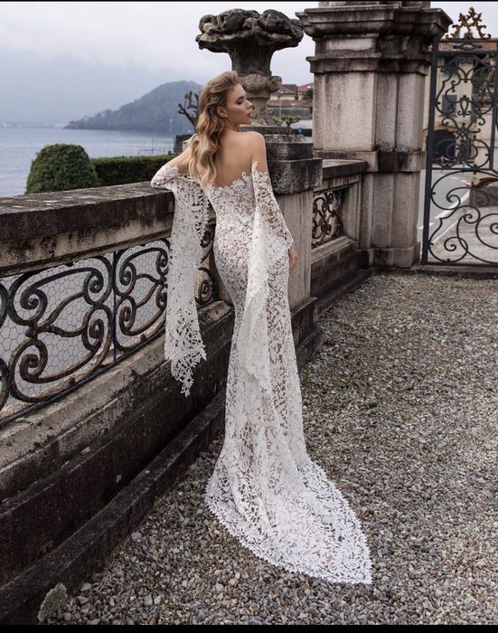 Продам шикарное Свадебное платье