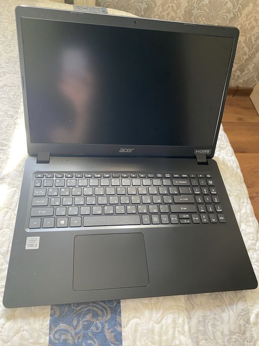 Продам ноутбук Acer Extensa 15 Core i5-1035G1