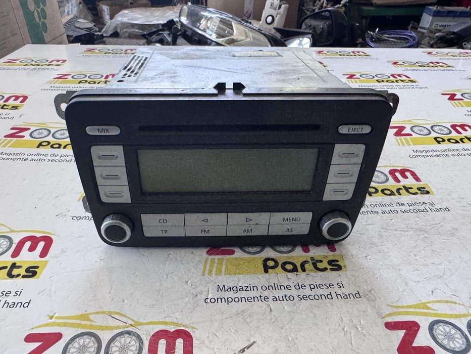 Unitate audio radio casetofon VW Passat B6 2005-2010