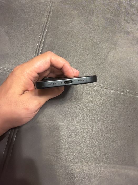 Vand iphone16 128 GB