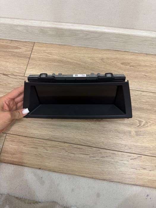 Автомагнитола на BMW X5 e70