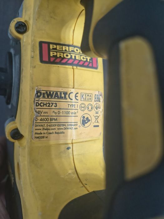 Dewalt rotopercutor dch273
