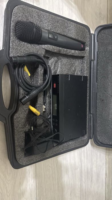 Продам микрофон sennheiser