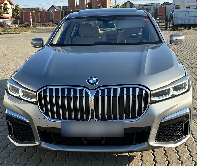 BMW Seria 7 Stare perfecta de functionare, utilizata pentru drumuri lungi