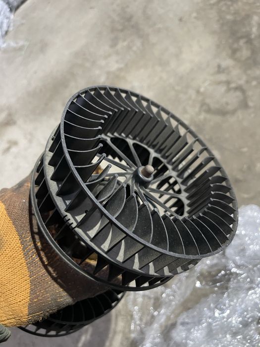 Моторчик печки BMW E38 БМВ Е38