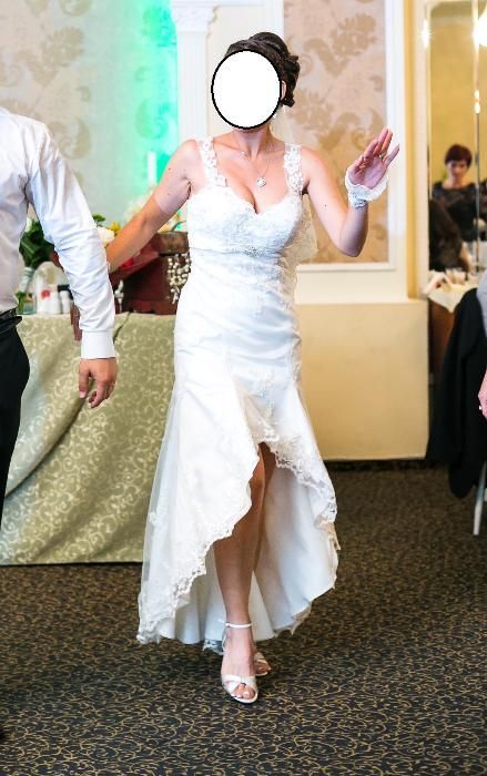 Rochie de mireasa  cu trena detasabila si voal