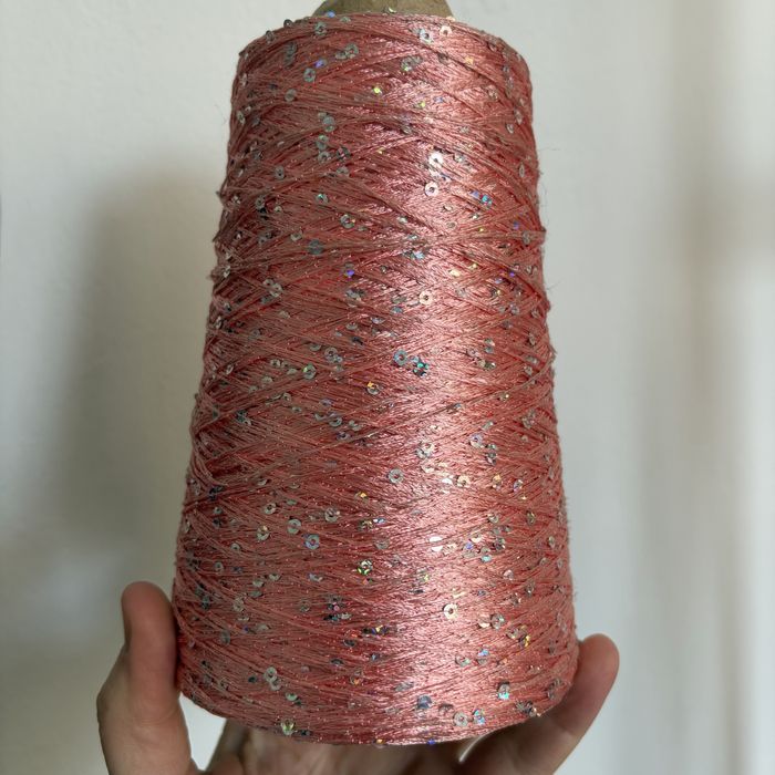 Продам пряжу с пайетками