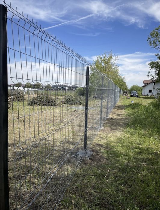 Vand si fac garduri din plasa bordurată