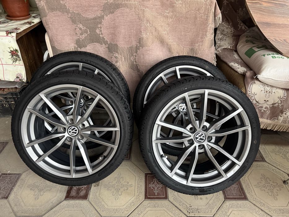 Pretoria R17 Graphite