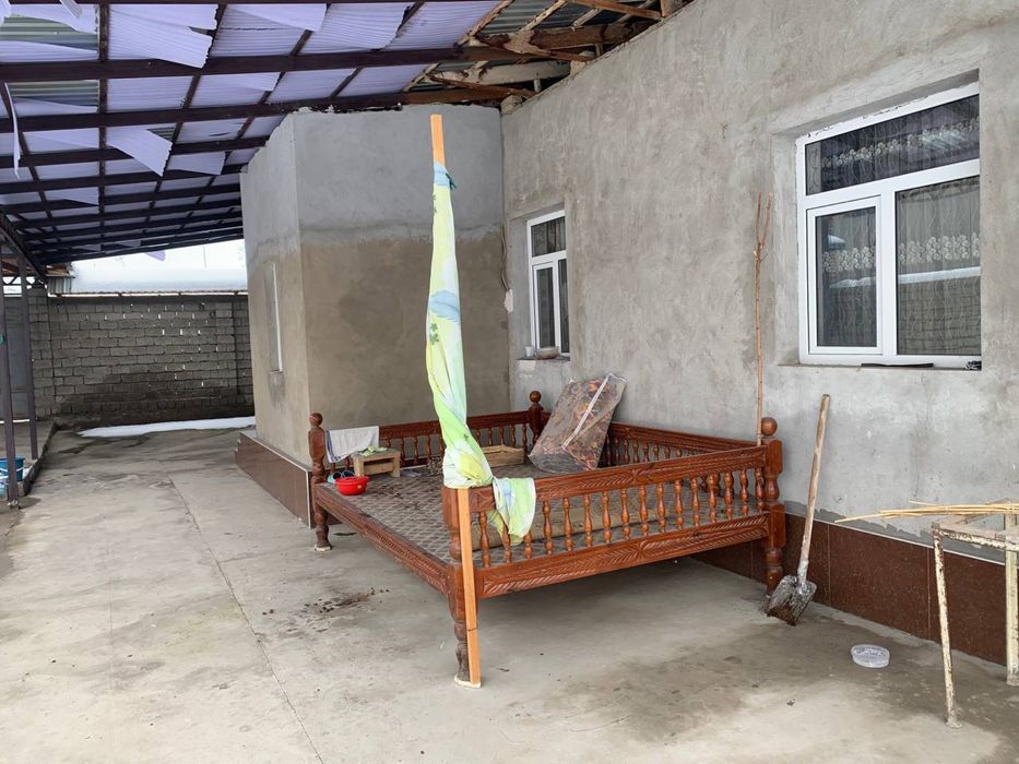 Iyk otada uchaska sotiladi