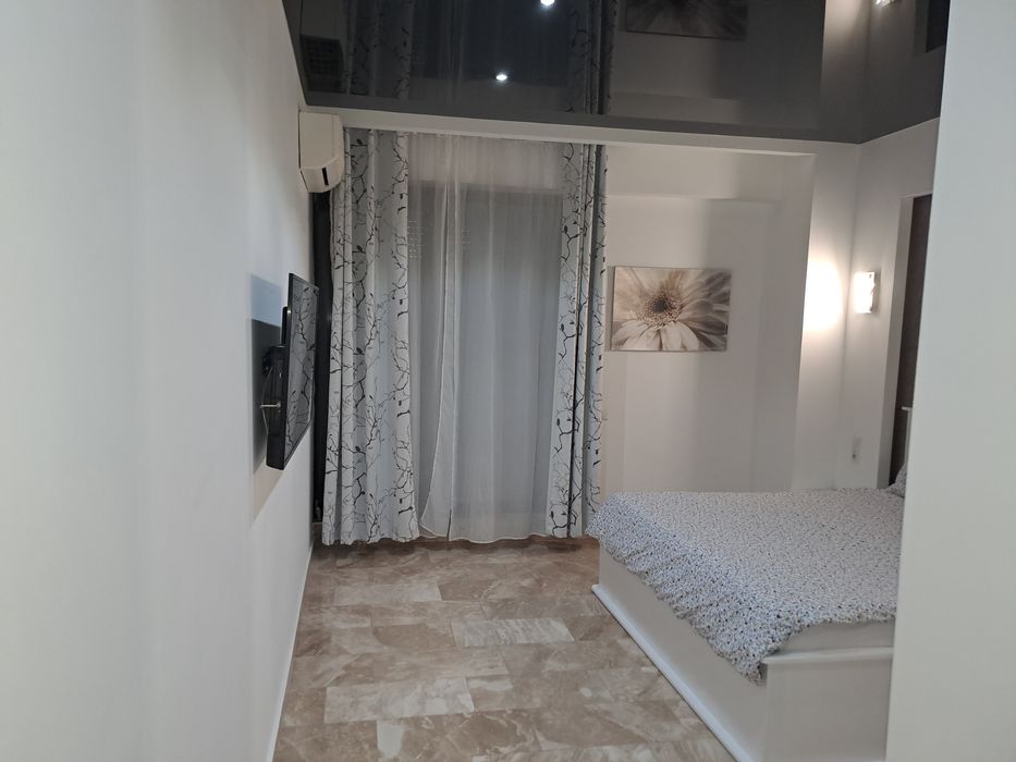 Se închiriază apartament cu 3 camere în mamaia