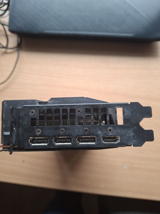 Placa video asus rx 5500 xt