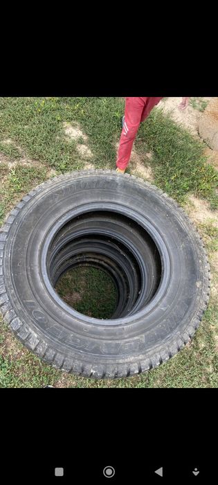 Бу Шины 265/65/17 .