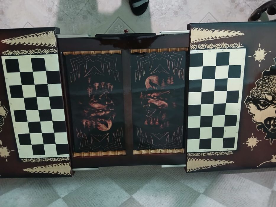 Продаеются нарды склодные и велики