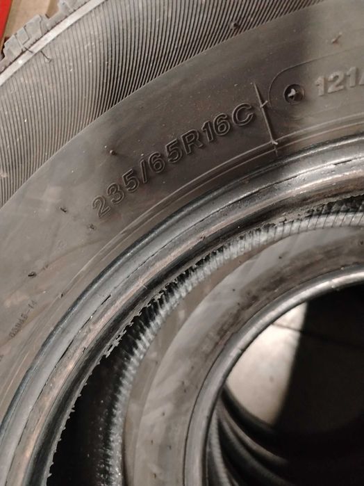 4бр.зимни гуми 235/65/16C Lassa