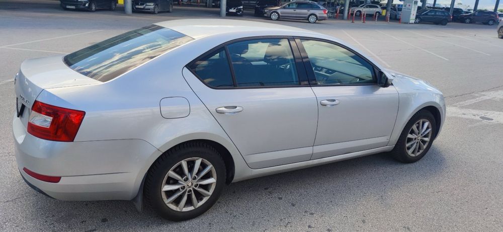 Skoda Octavia Style 2.0 TDI 150 к.с. DSG, ЕДИН СОБСТВЕНИК!