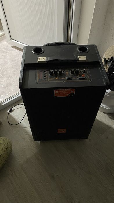 Колонка JBZ состояние мощный