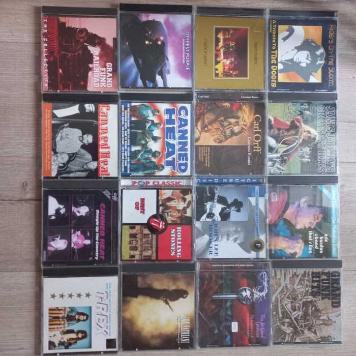 Vand cd cu muzica rock