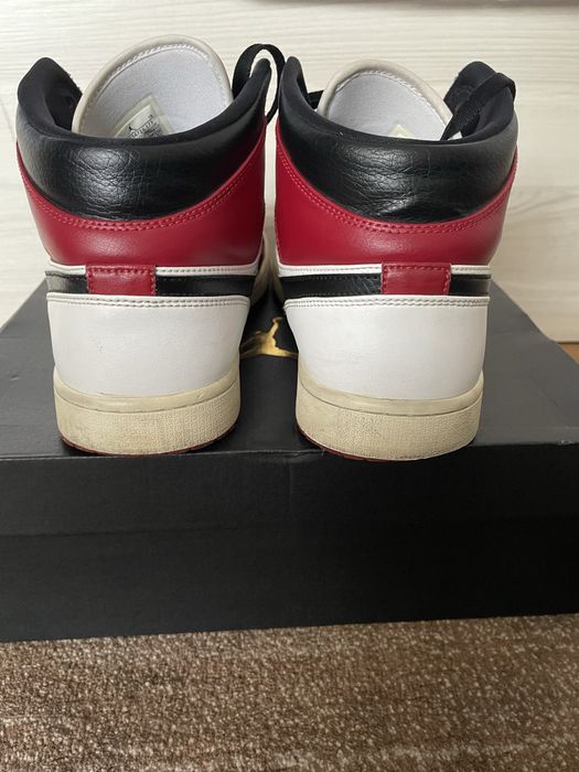 Jordan 1 chicago mid