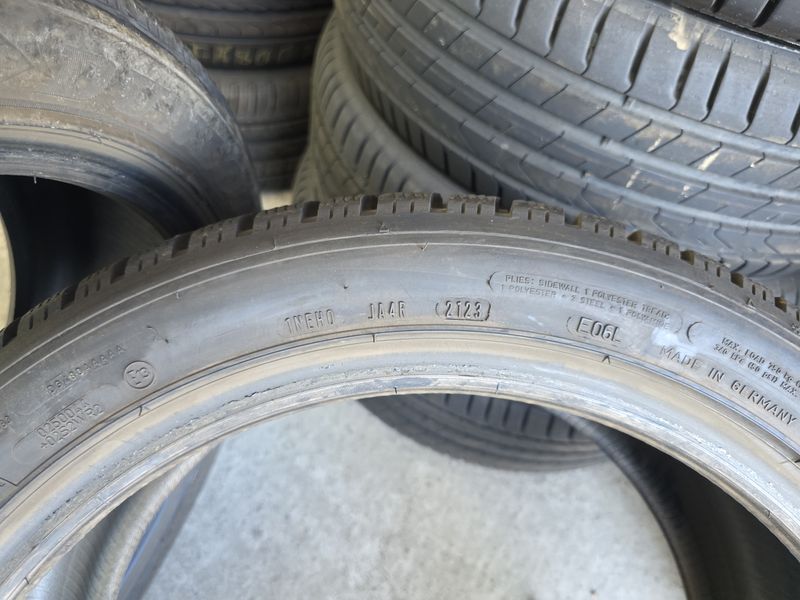 235/45/18 DUNLOP 2бр